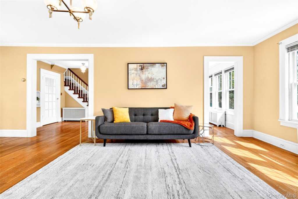 60 Old Middletown Road, Pearl River, NY 10965 - Photo 13 of 43