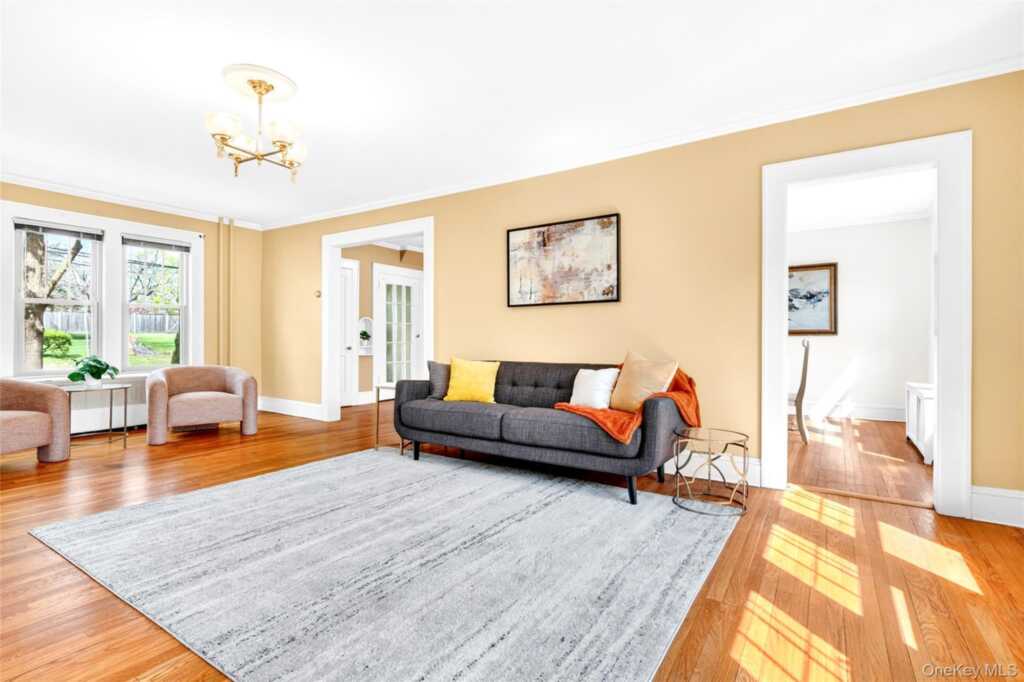 60 Old Middletown Road, Pearl River, NY 10965 - Photo 14 of 43