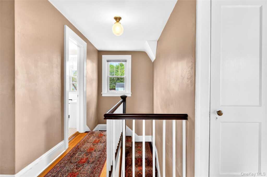 60 Old Middletown Road, Pearl River, NY 10965 - Photo 25 of 43