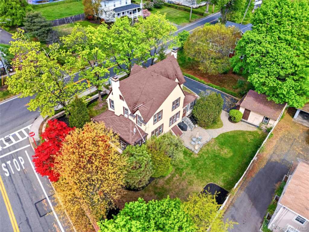 60 Old Middletown Road, Pearl River, NY 10965 - Photo 36 of 43