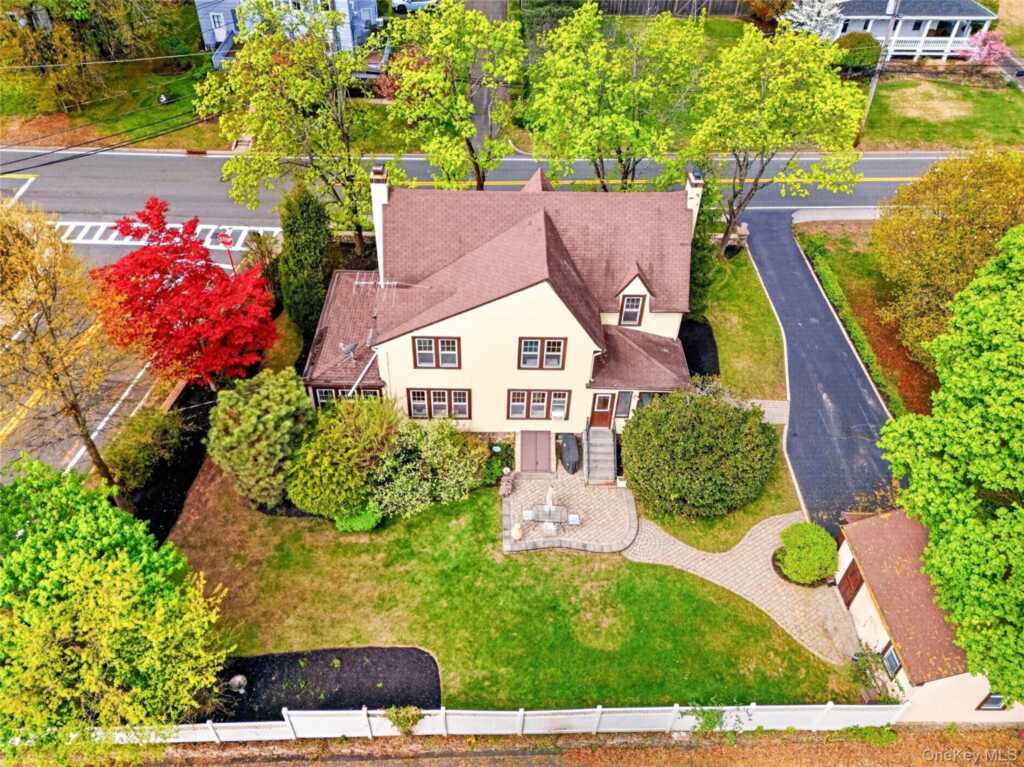 60 Old Middletown Road, Pearl River, NY 10965 - Photo 38 of 43