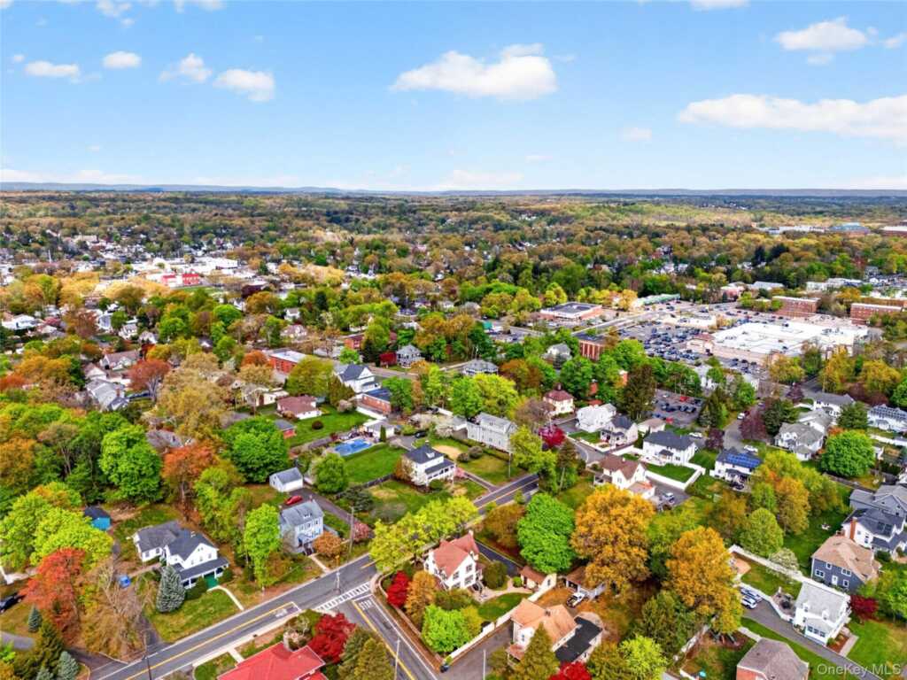 60 Old Middletown Road, Pearl River, NY 10965 - Photo 39 of 43