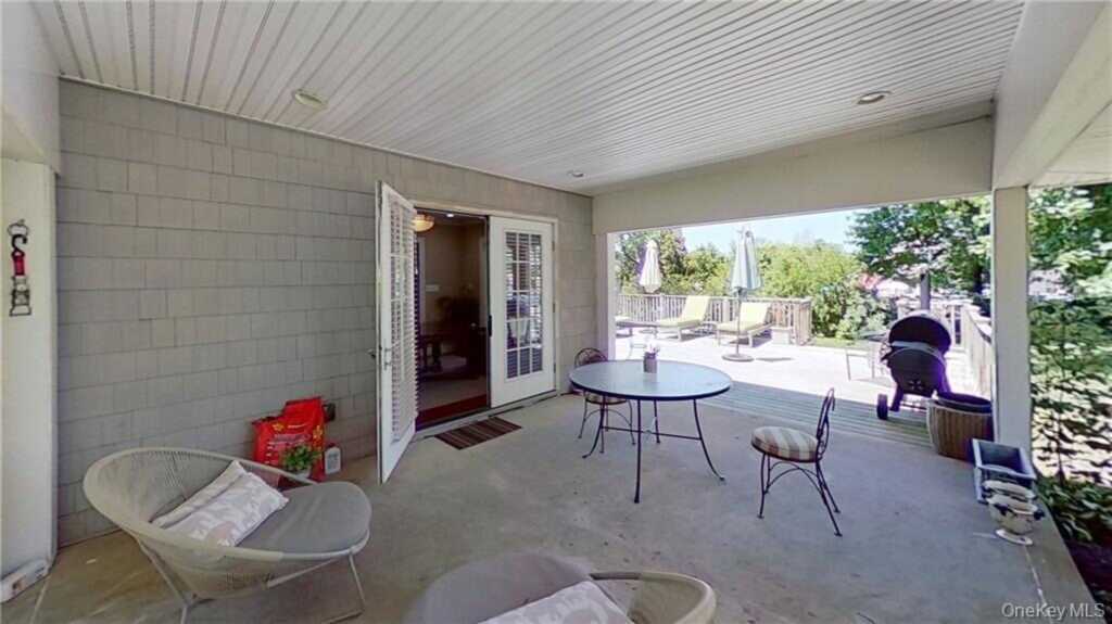 53 Upland Street, Rye, NY 10573 - Photo 11 of 11