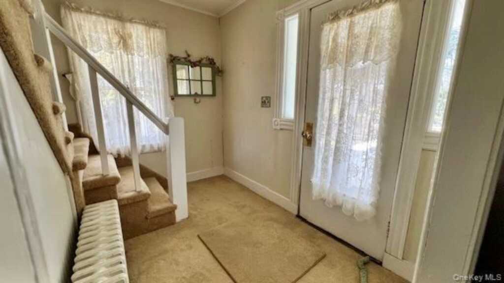 4 Sandhage Drive, Pearl River, NY 10965 - Photo 6 of 32