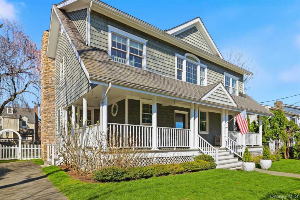 7 Adelaide Street, Rye, NY 10580 - Photo 2 of 42