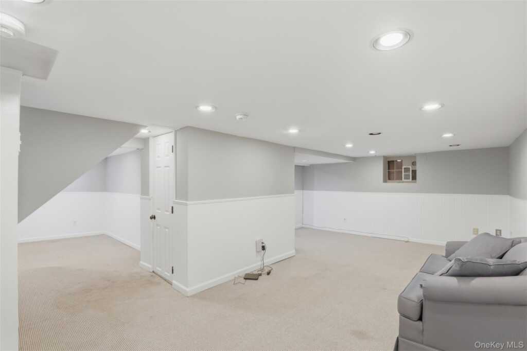 7 Adelaide Street, Rye, NY 10580 - Photo 27 of 42