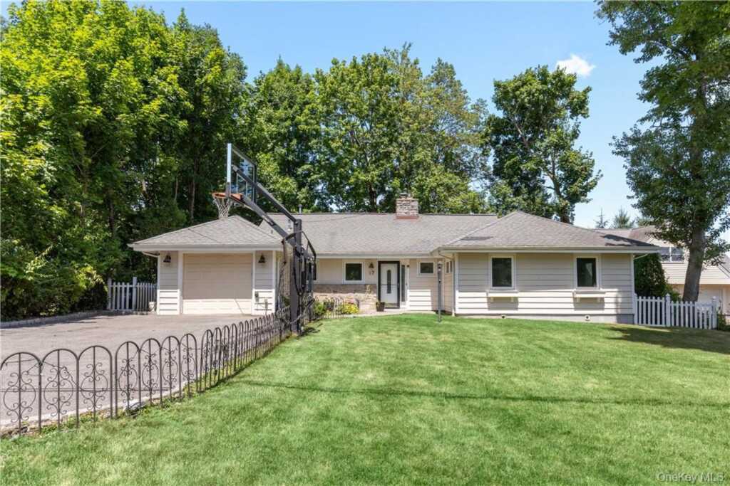 17 Soundview Avenue, Rye, NY 10580