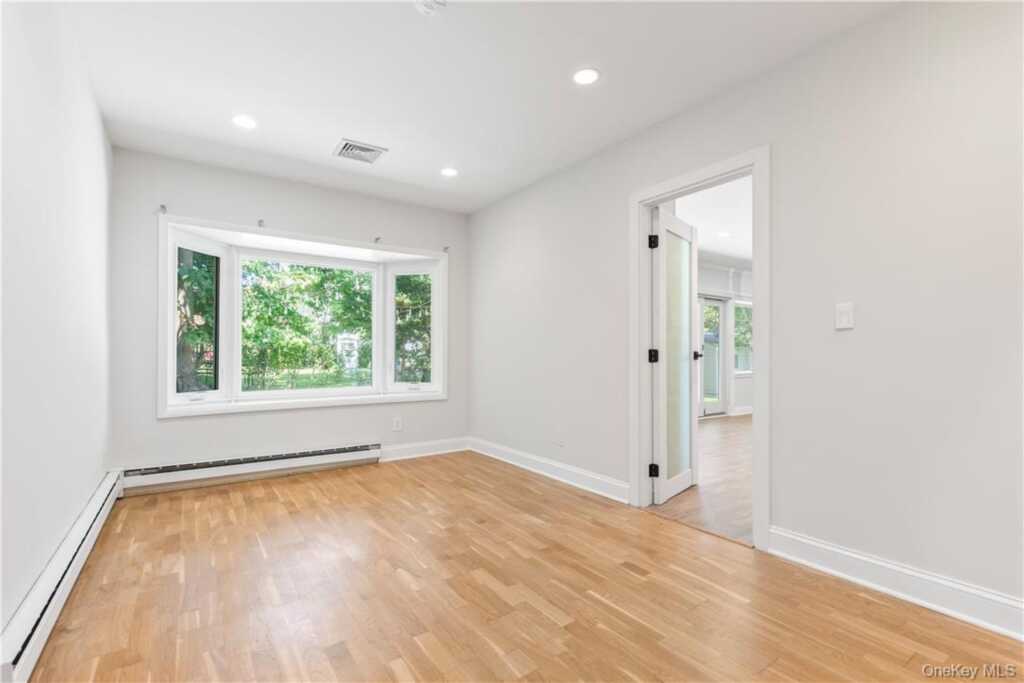 17 Soundview Avenue, Rye, NY 10580 - Photo 10 of 20