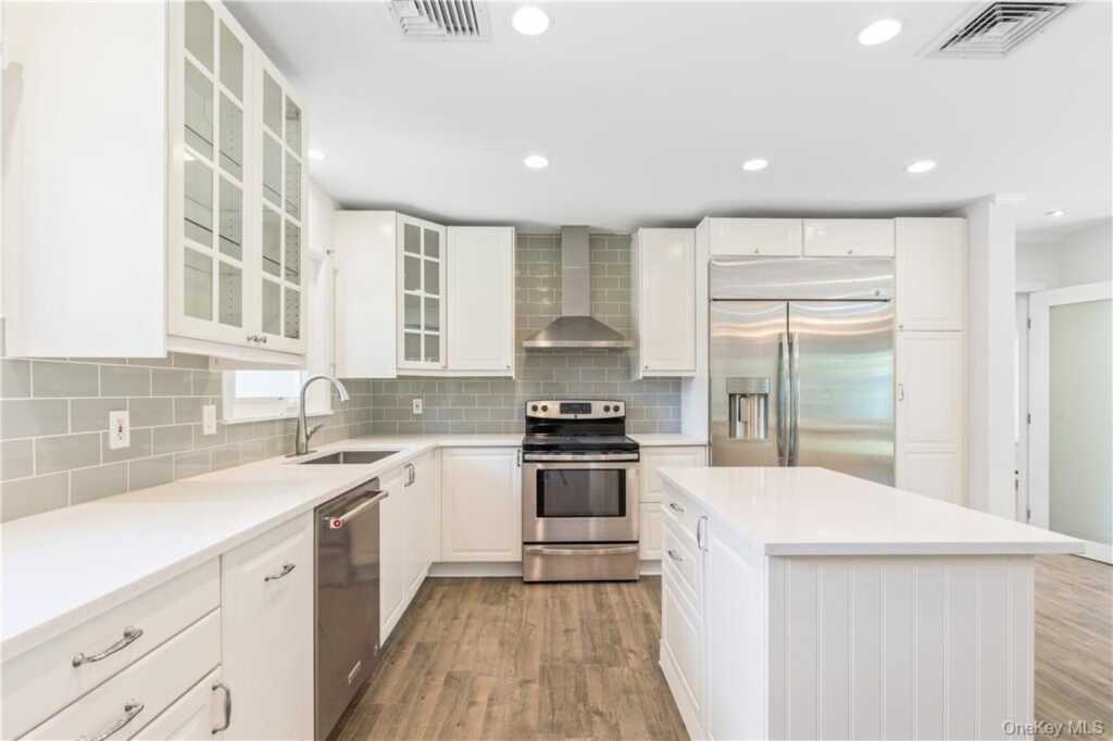 17 Soundview Avenue, Rye, NY 10580 - Photo 9 of 20