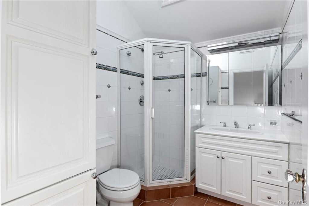 19 Oneida Street, Rye, NY 10580 - Photo 19 of 22