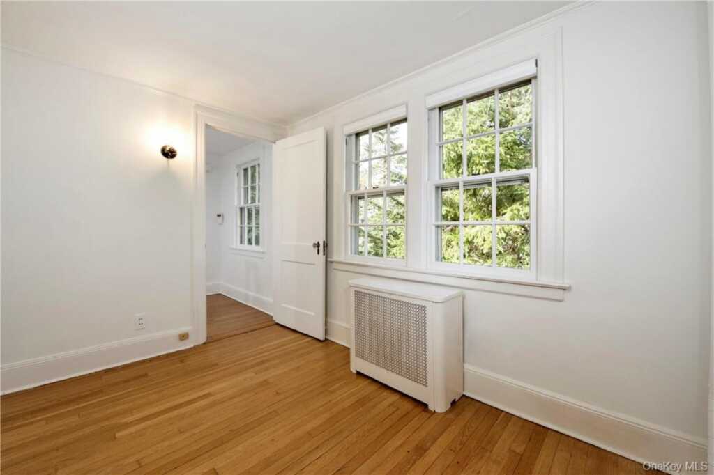 19 Oneida Street, Rye, NY 10580 - Photo 20 of 22