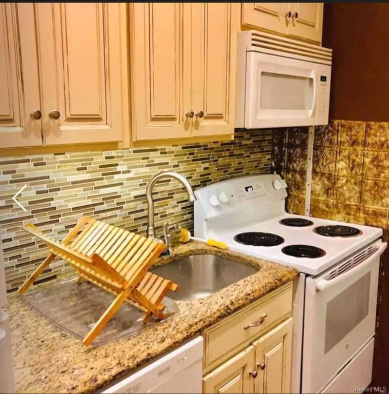 27 Westview Avenue, Rye, NY 10573 - Photo 14 of 22