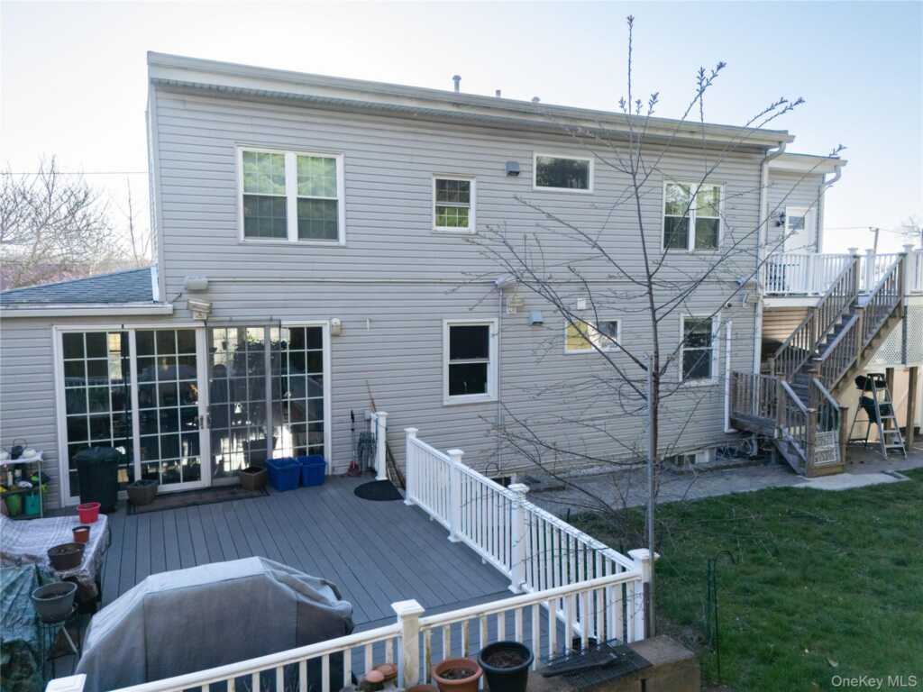 27 Westview Avenue, Rye, NY 10573 - Photo 3 of 22