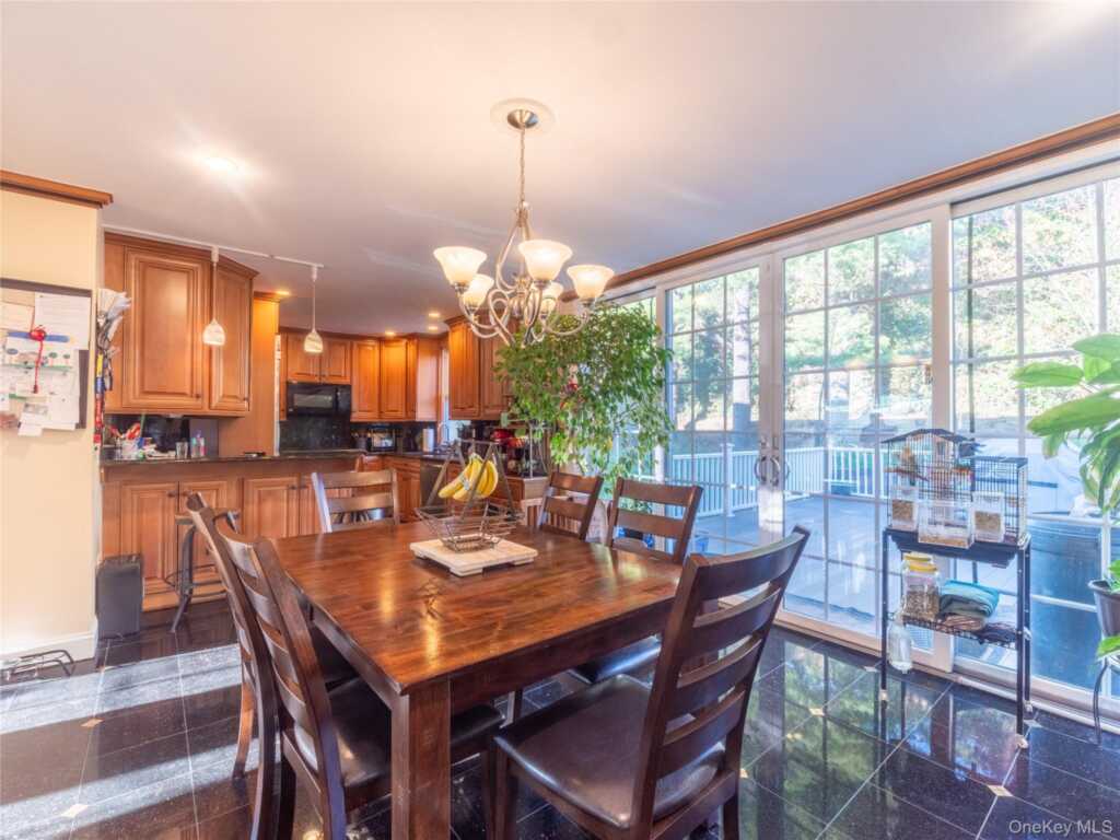 27 Westview Avenue, Rye, NY 10573 - Photo 8 of 22