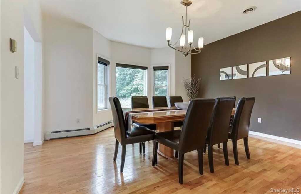 4 Clancy Farms Court, Stony Point, NY 10980 - Photo 11 of 37