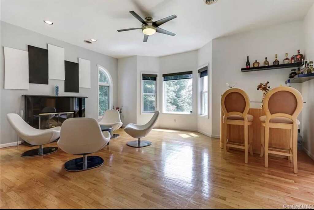 4 Clancy Farms Court, Stony Point, NY 10980 - Photo 14 of 37