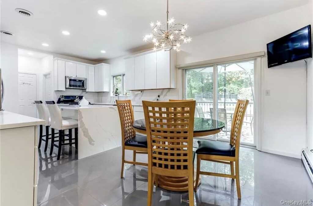 4 Clancy Farms Court, Stony Point, NY 10980 - Photo 19 of 37