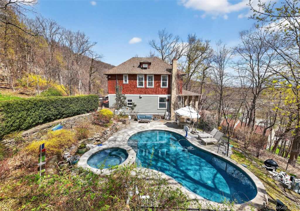 65 Rockledge Drive, Suffern, NY 10901 - Photo 43 of 48