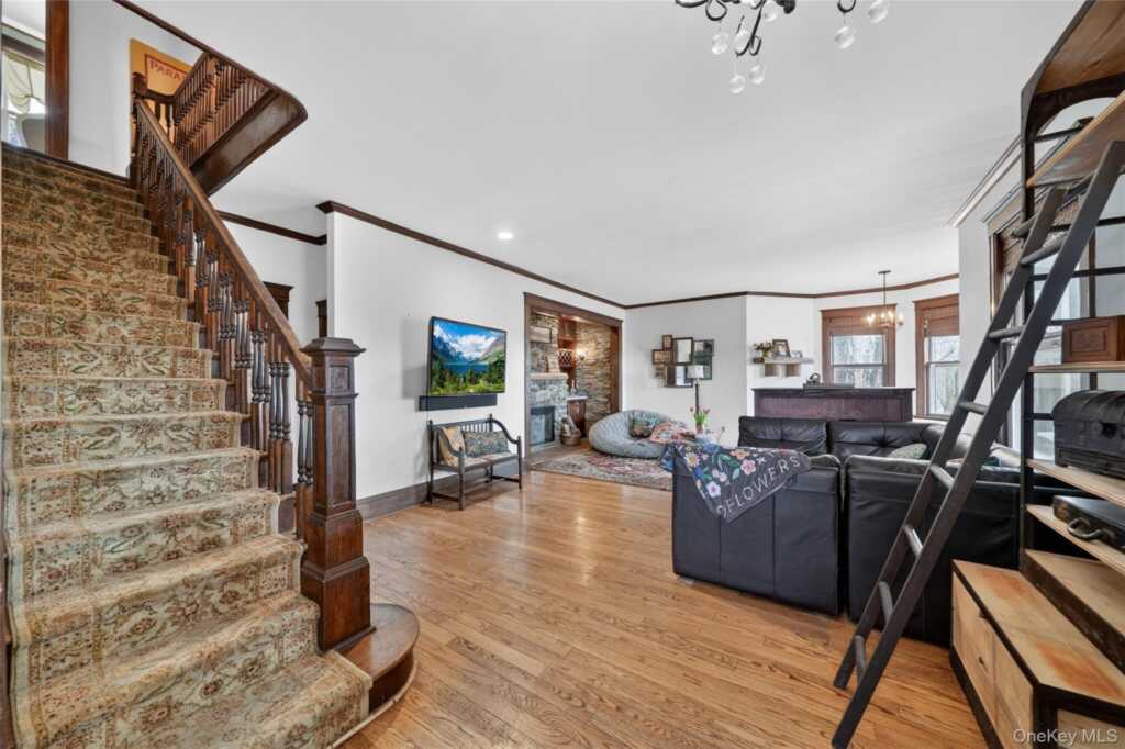 65 Rockledge Drive, Suffern, NY 10901 - Photo 8 of 48