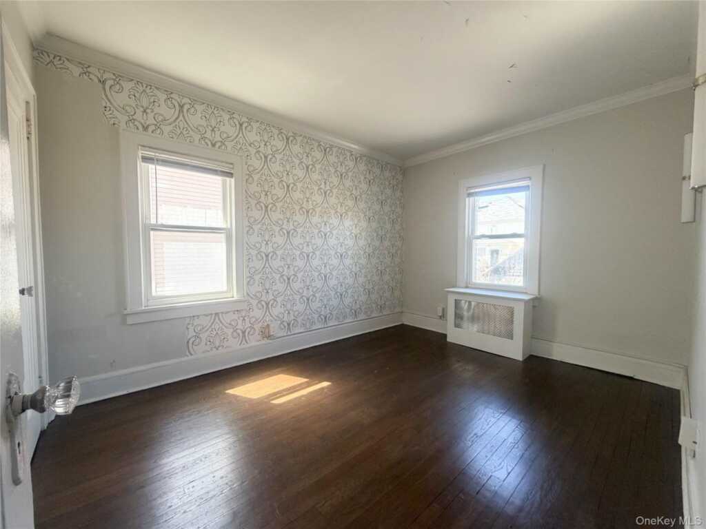16 Minerva Place, Unit #1C, White Plains, NY 10601 - Photo 6 of 8
