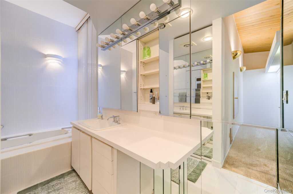 24 Spook Rock Road, Suffern, NY 10901 - Photo 19 of 33