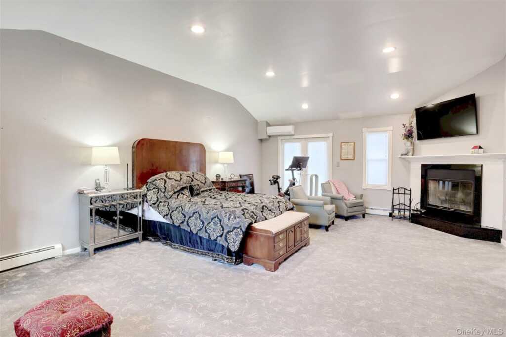 1 Forest Glen Court, Suffern, NY 10901 - Photo 16 of 46