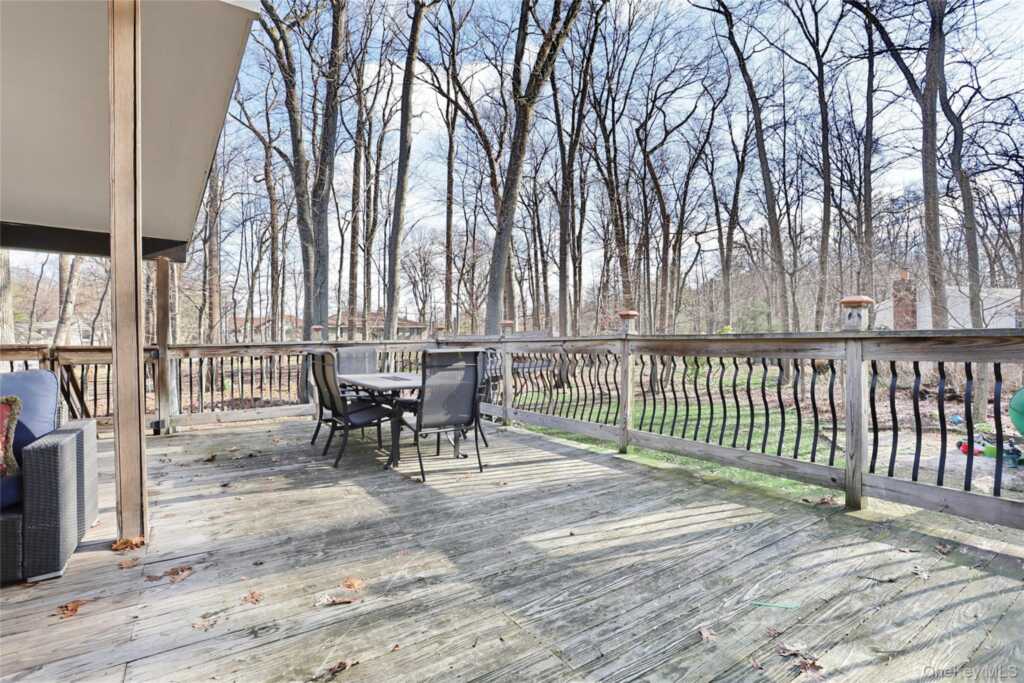 1 Forest Glen Court, Suffern, NY 10901 - Photo 44 of 46