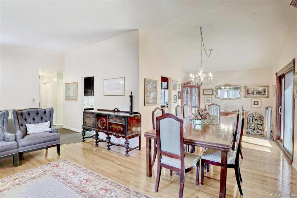 1 Forest Glen Court, Suffern, NY 10901 - Photo 7 of 46