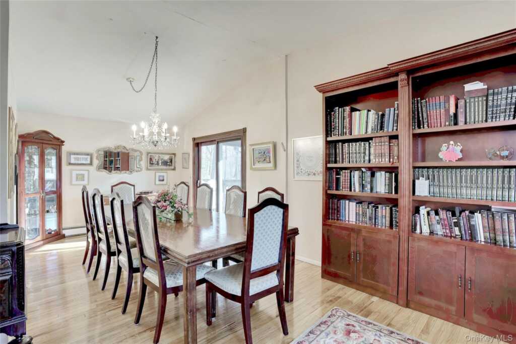 1 Forest Glen Court, Suffern, NY 10901 - Photo 8 of 46