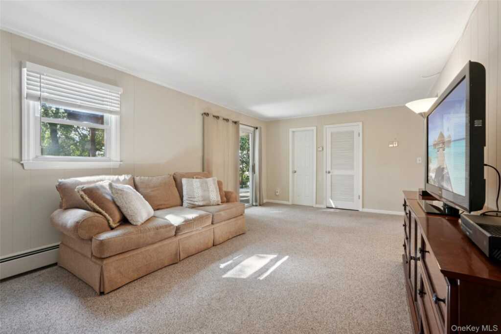 27A Claremont Lane, Suffern, NY 10901 - Photo 33 of 43