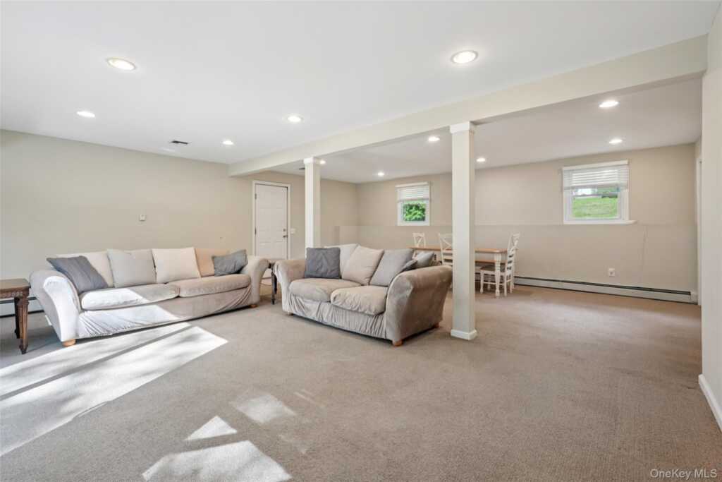 27A Claremont Lane, Suffern, NY 10901 - Photo 37 of 43