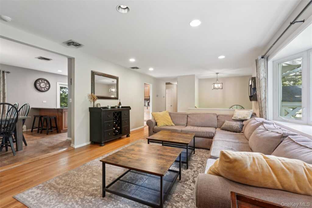 27A Claremont Lane, Suffern, NY 10901 - Photo 6 of 43