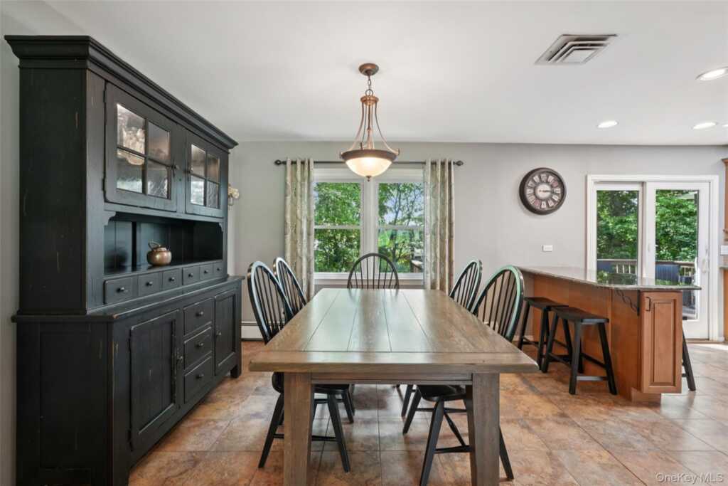 27A Claremont Lane, Suffern, NY 10901 - Photo 7 of 43