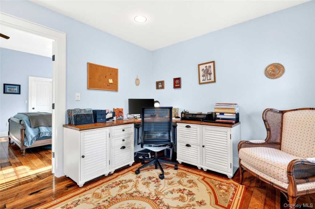 77 Hunt Avenue, Pearl River, NY 10965 - Photo 29 of 50