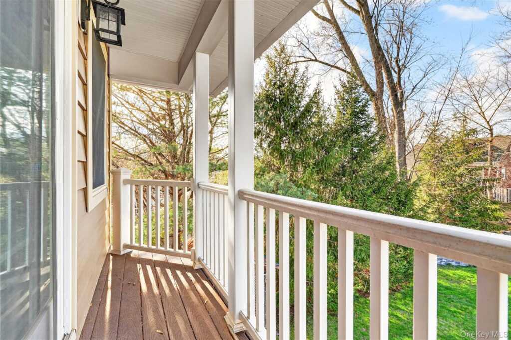 77 Hunt Avenue, Pearl River, NY 10965 - Photo 30 of 50