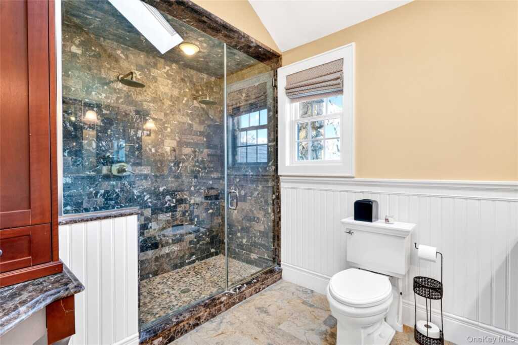 77 Hunt Avenue, Pearl River, NY 10965 - Photo 33 of 50