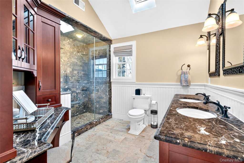 77 Hunt Avenue, Pearl River, NY 10965 - Photo 35 of 50