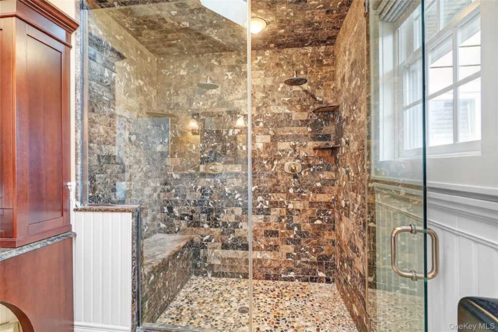 77 Hunt Avenue, Pearl River, NY 10965 - Photo 36 of 50