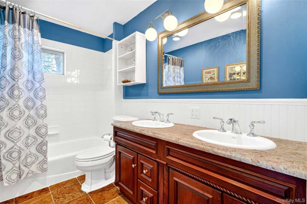 77 Hunt Avenue, Pearl River, NY 10965 - Photo 41 of 50