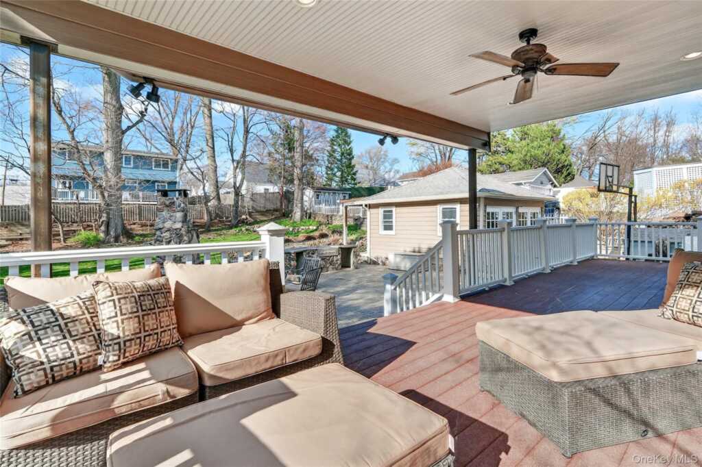 77 Hunt Avenue, Pearl River, NY 10965 - Photo 48 of 50