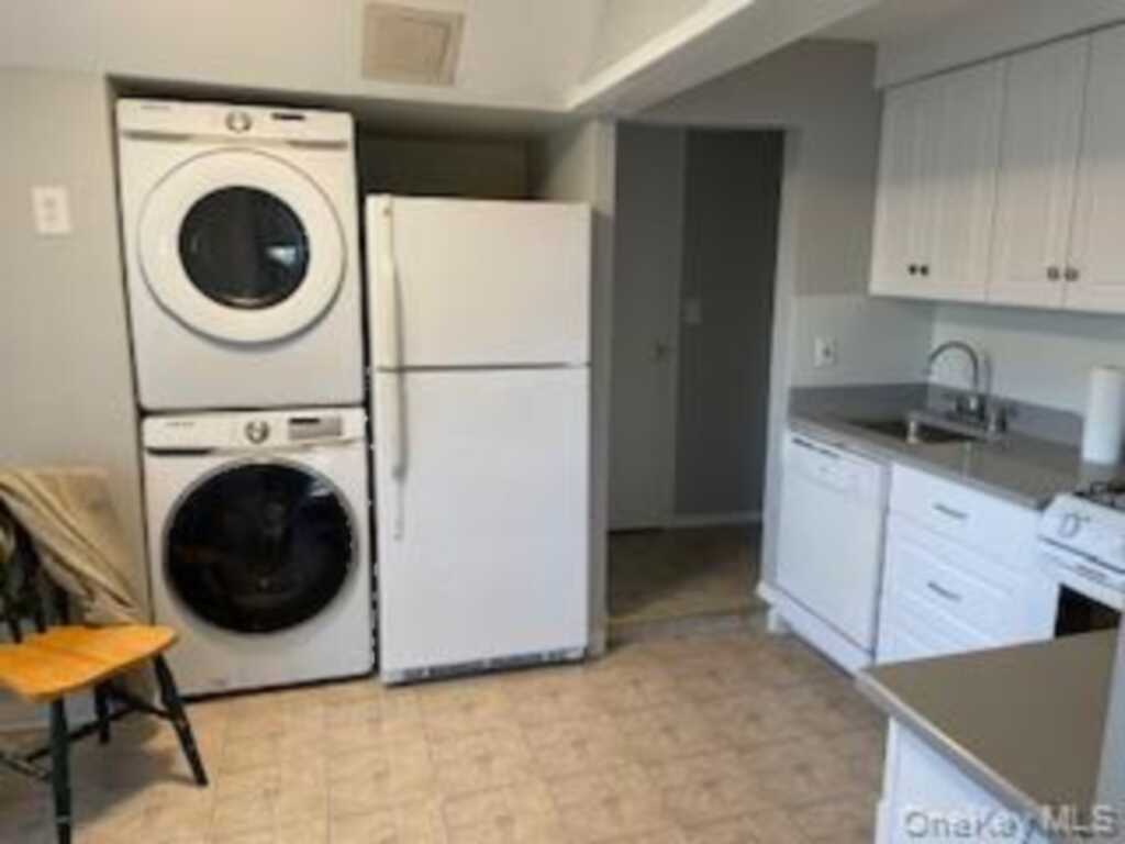 146-148 Ridge Street, Pearl River, NY 10965 - Photo 7 of 9