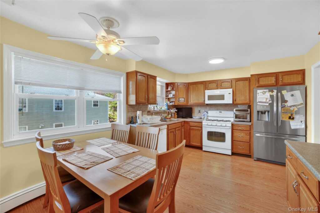 276 5th Avenue, New Rochelle, NY 10801 - Photo 12 of 40