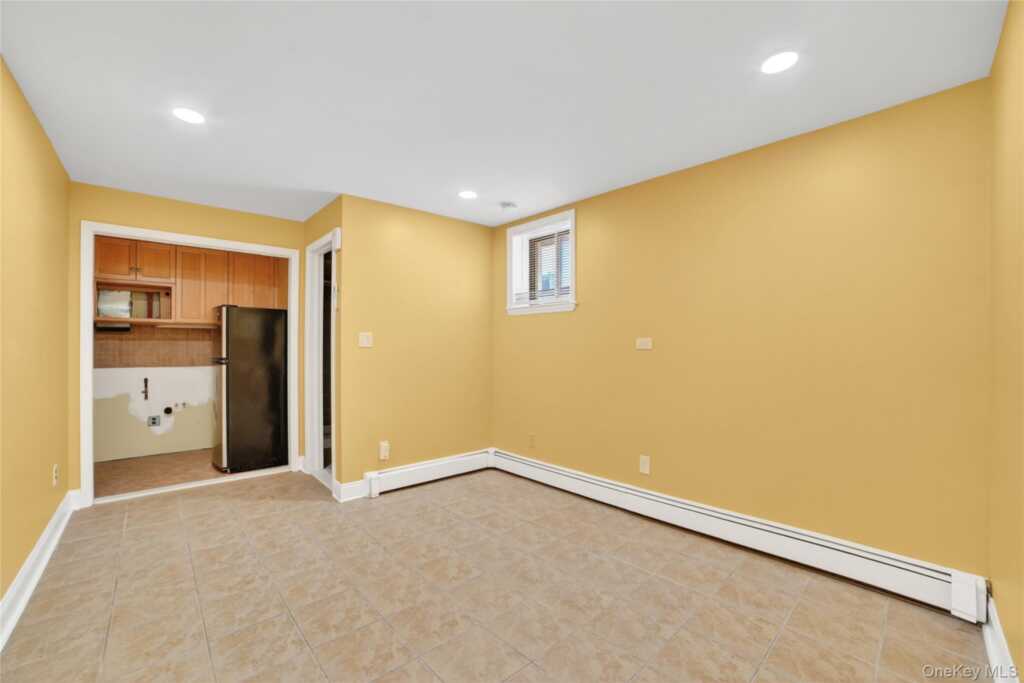 276 5th Avenue, New Rochelle, NY 10801 - Photo 25 of 40