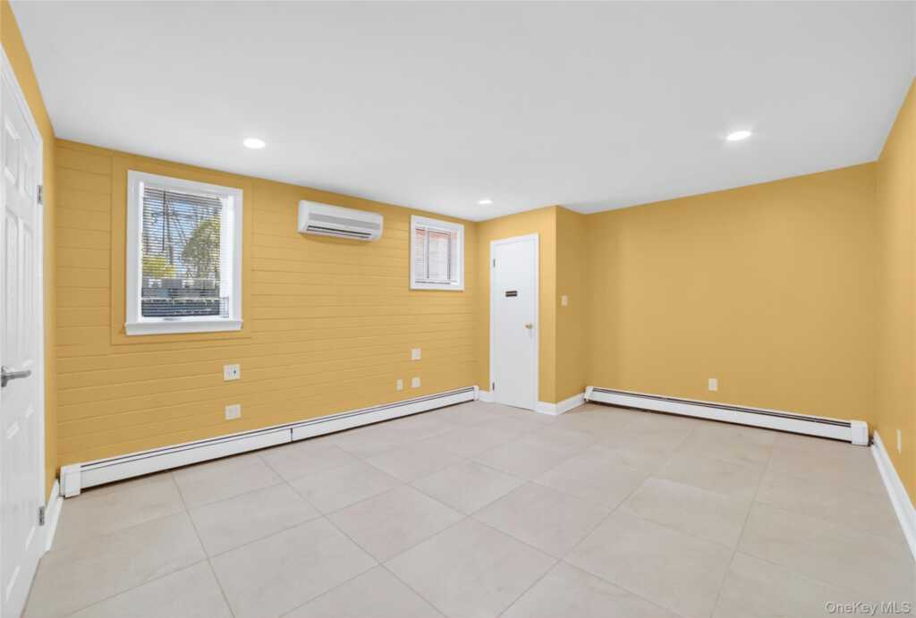276 5th Avenue, New Rochelle, NY 10801 - Photo 28 of 40