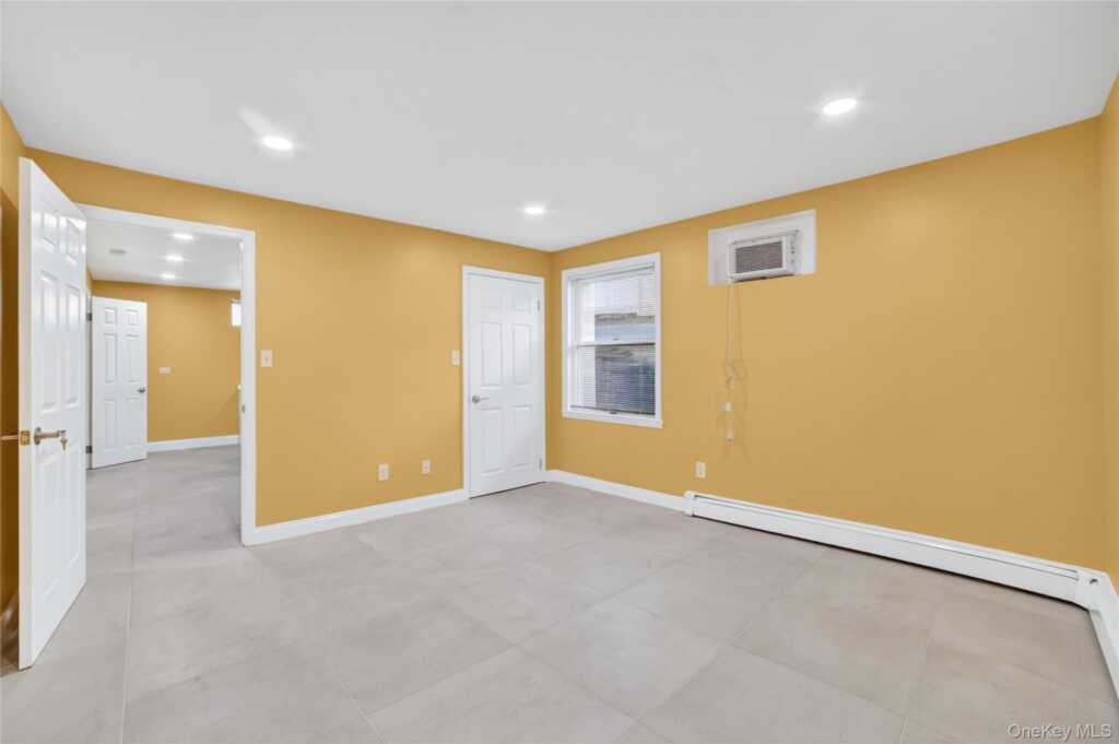 276 5th Avenue, New Rochelle, NY 10801 - Photo 36 of 40