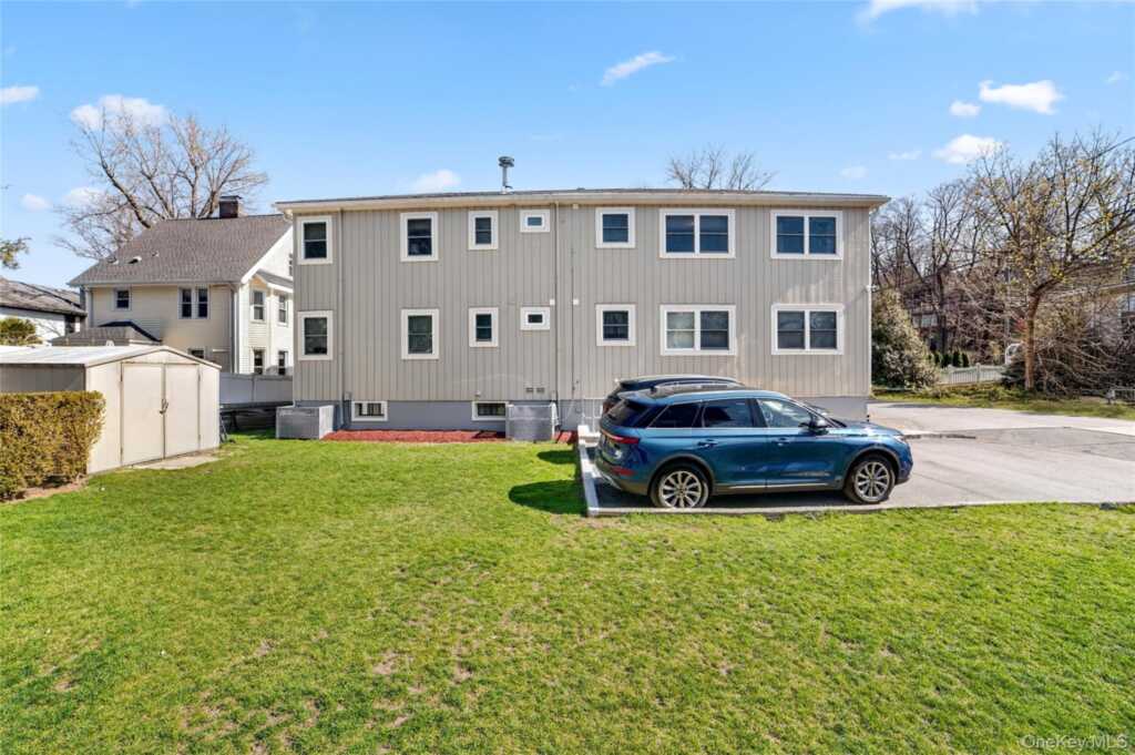 276 5th Avenue, New Rochelle, NY 10801 - Photo 39 of 40
