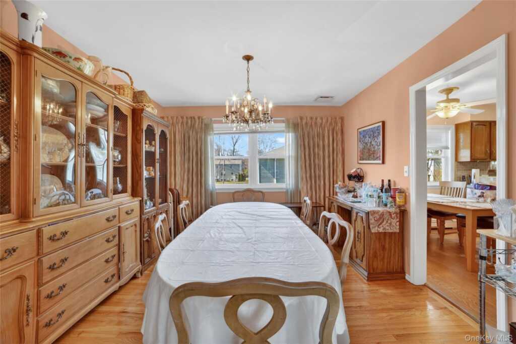 276 5th Avenue, New Rochelle, NY 10801 - Photo 9 of 40