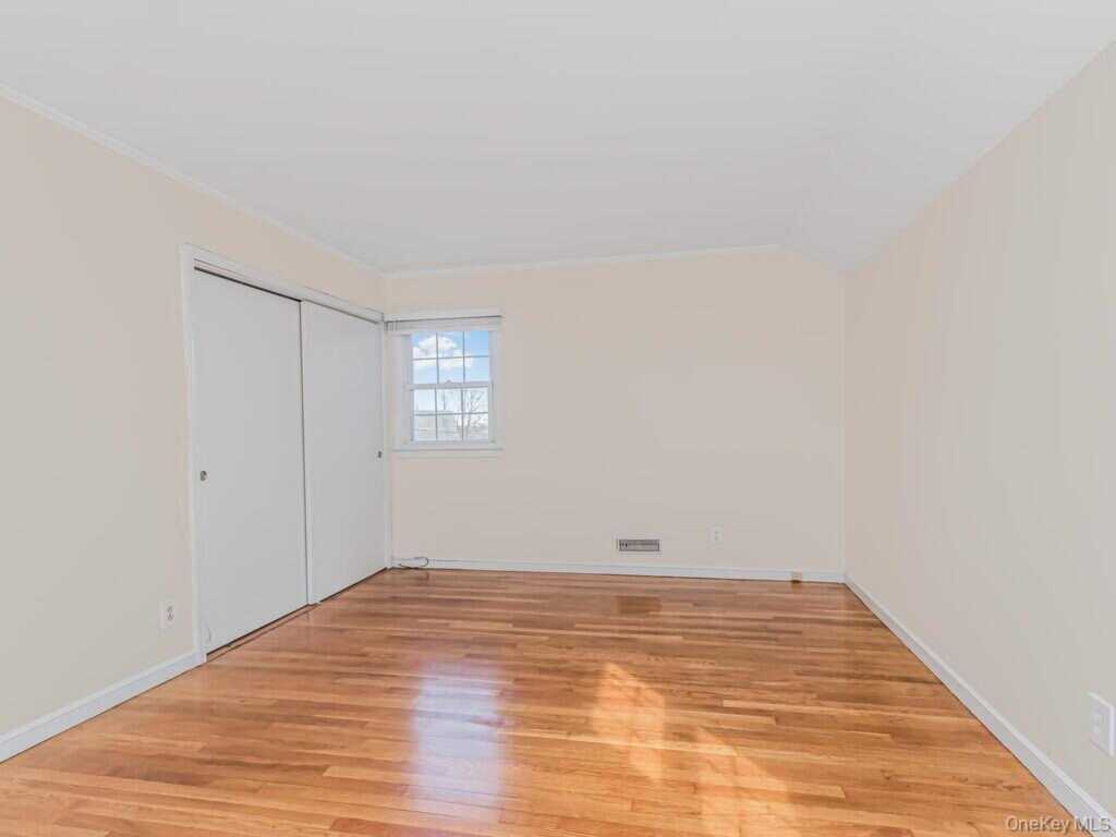 42 Tower Hill Drive, Rye, NY 10573 - Photo 19 of 41