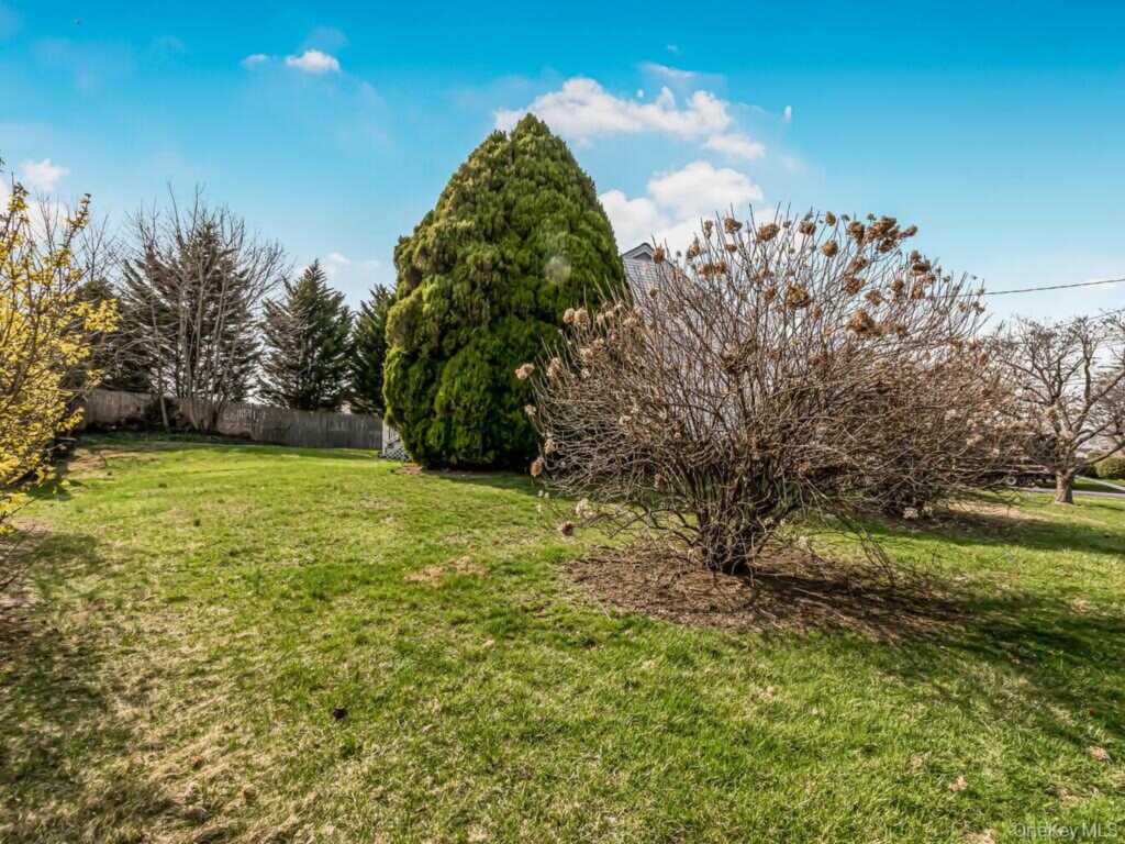 42 Tower Hill Drive, Rye, NY 10573 - Photo 41 of 41