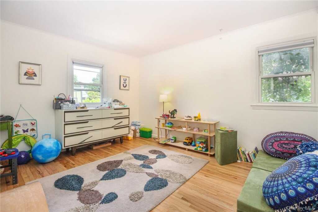 238 Rosehill Avenue, New Rochelle, NY 10804 - Photo 16 of 21